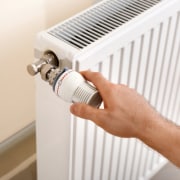 Conseils pour purger le radiateur d'un chauffage au gaz