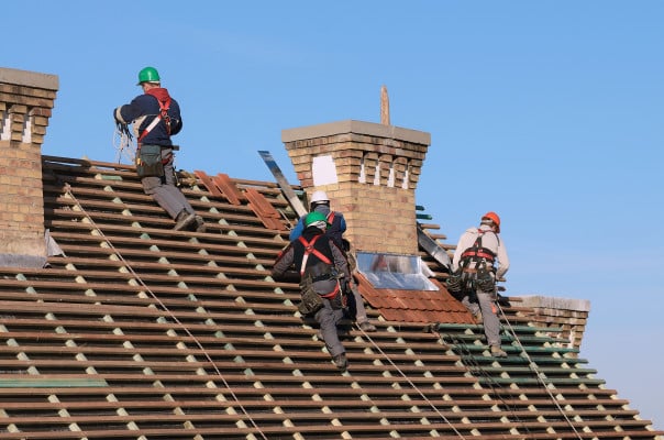 Budget pour un charpentier couvreur pour la rénovation de votre toiture