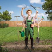 Combien prévoir pour les services d'un jardinier ?