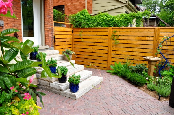 Comment réaliser une clôture de jardin pas cher et de qualité ?