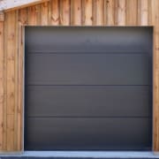 Combien débourser pour la rénovation d'un garage en bois ?